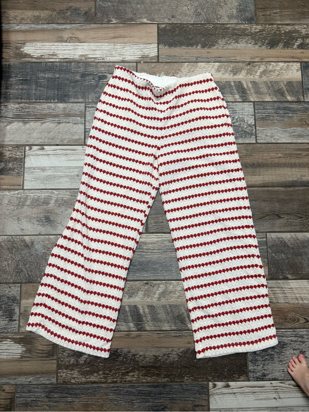 Red and White Lounge Set Bottoms